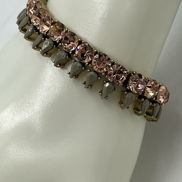 J. Crew Round Pink Crystal Tan Pear Shaped Elastic Gold Tone Stretch Bracelet - Picture 1 of 8